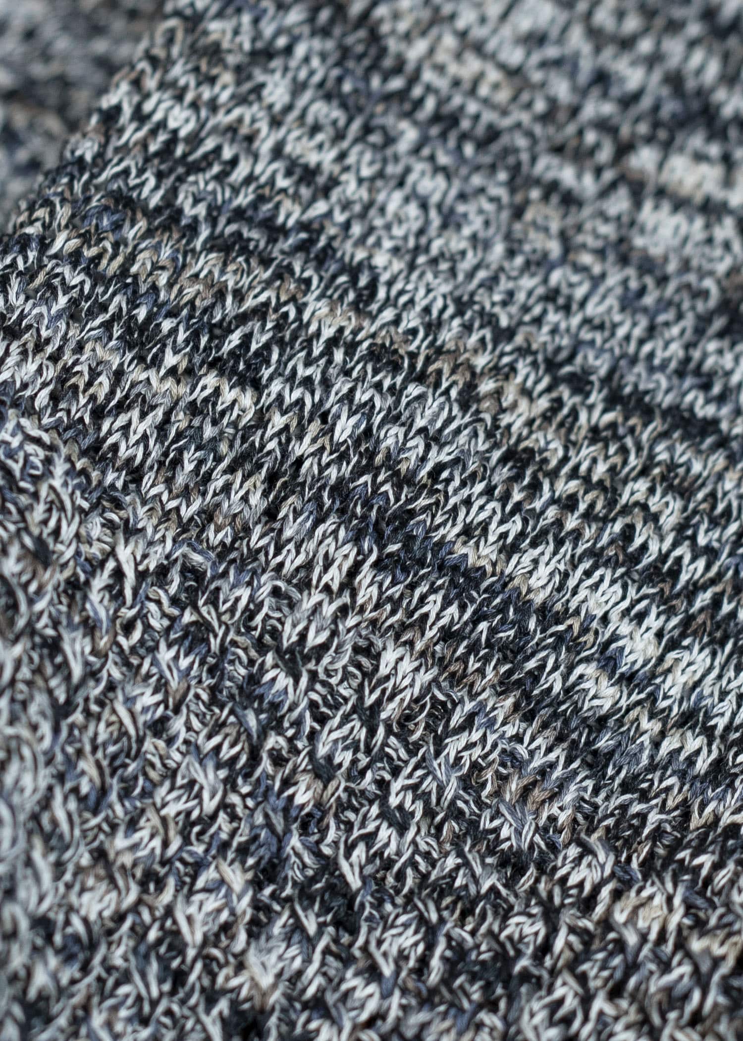 amachi. Natural shaped Knit cardigan AY16-33 Blue Gray