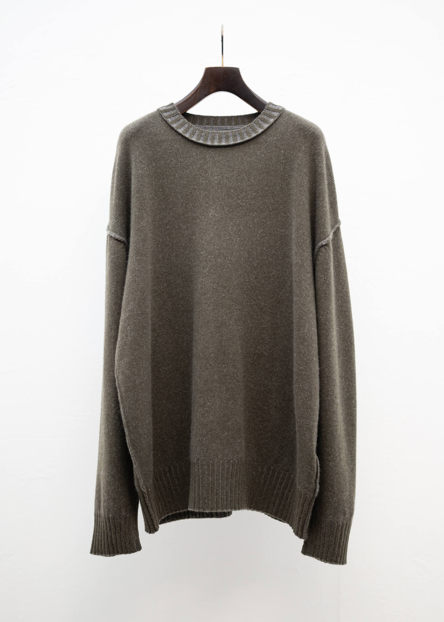 ZIGGY CHEN CREWNECK CASHMERE SWEATER