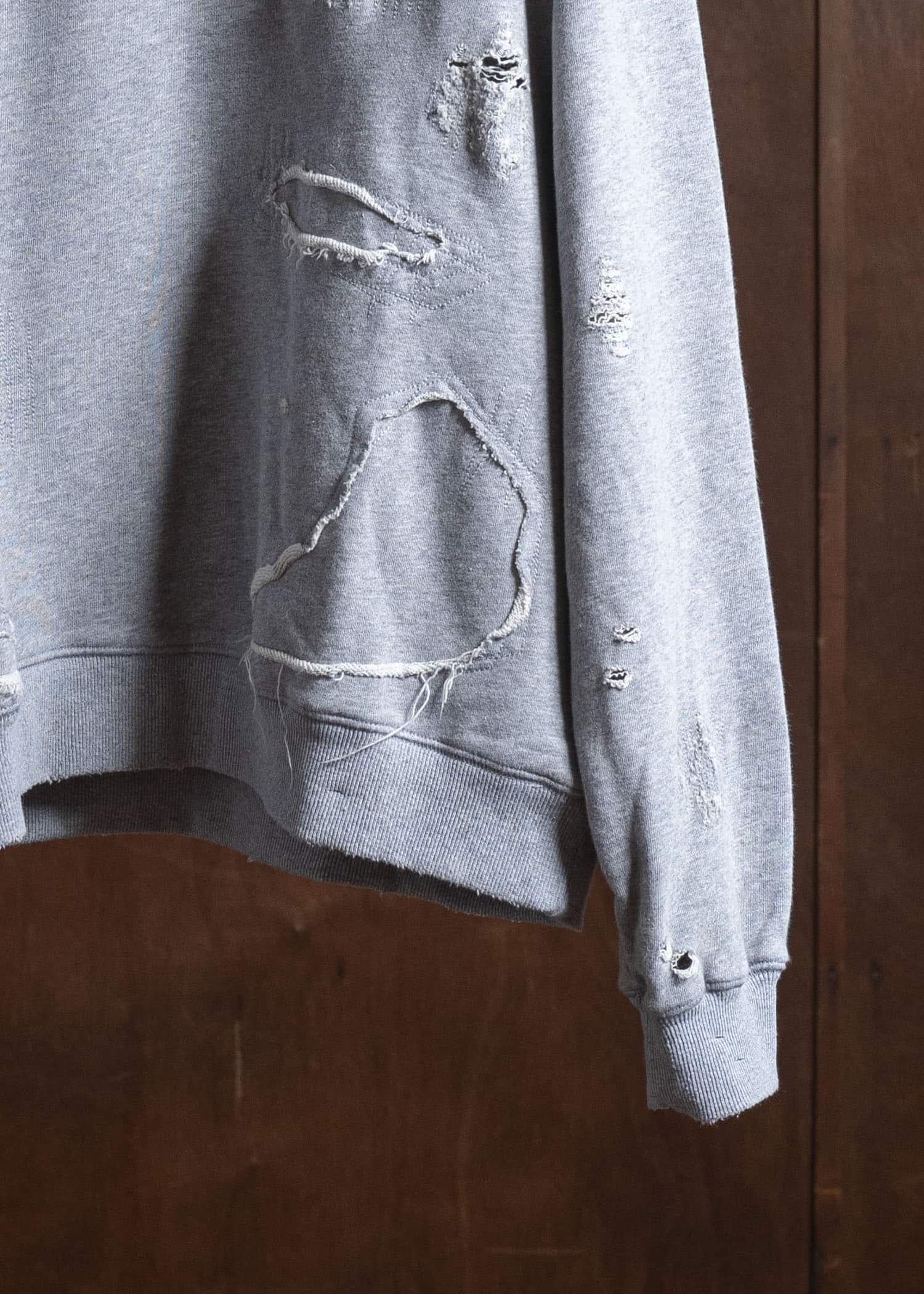 Professor.E DOUBLE V DESTROYED SWEATER GRAY 25FW-PE-TTL-01