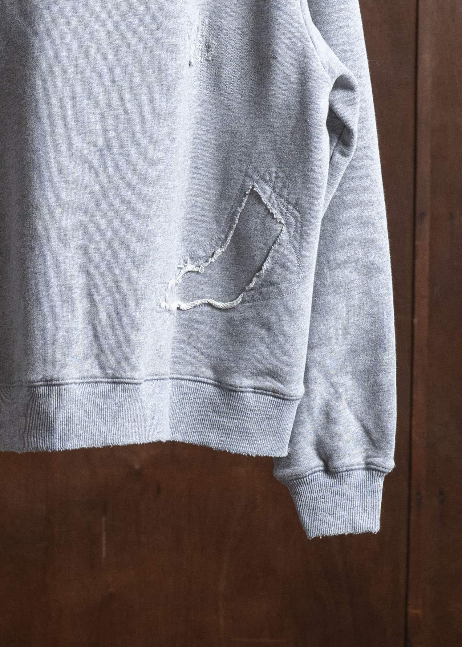 Professor.E DOUBLE V DESTROYED SWEATER GRAY 25FW-PE-TTL-01