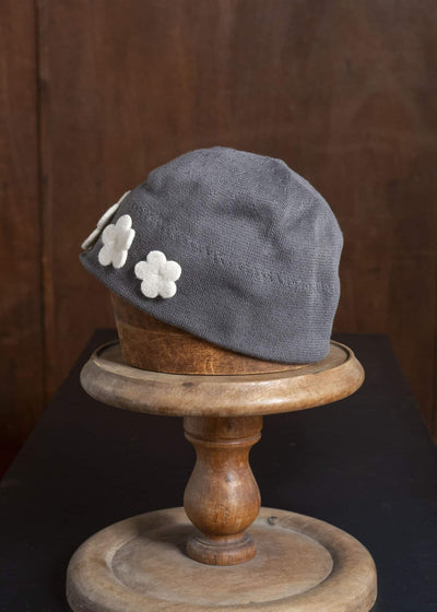 SCHA #2-7 FLOWERS-W HAT：medium grey FLOWERS：ecru ART#1717