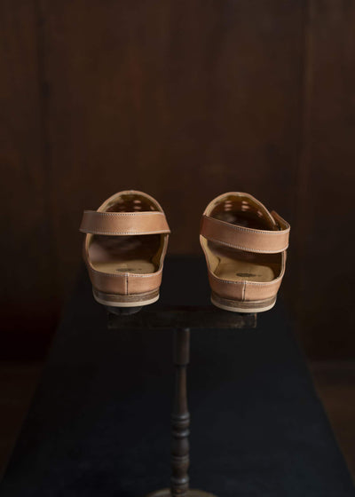 PETROSOLAUM 81139-PO04 cage sandal CAMEL