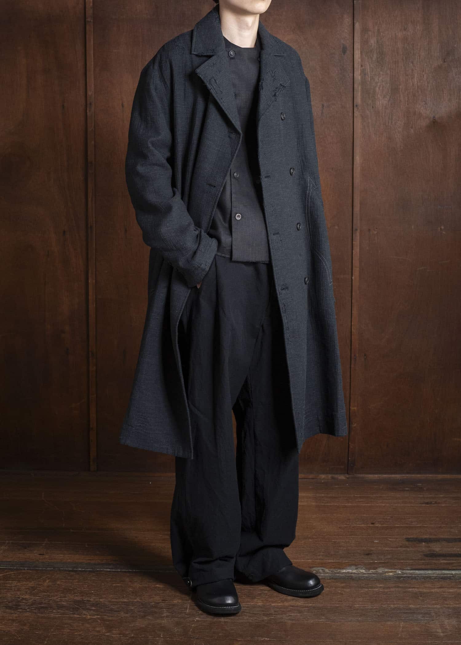 Professor.E SHEPERD DOUBLE BREASTED DISTRESSED COAT DARK GRAY 25FW-PE-LC-01