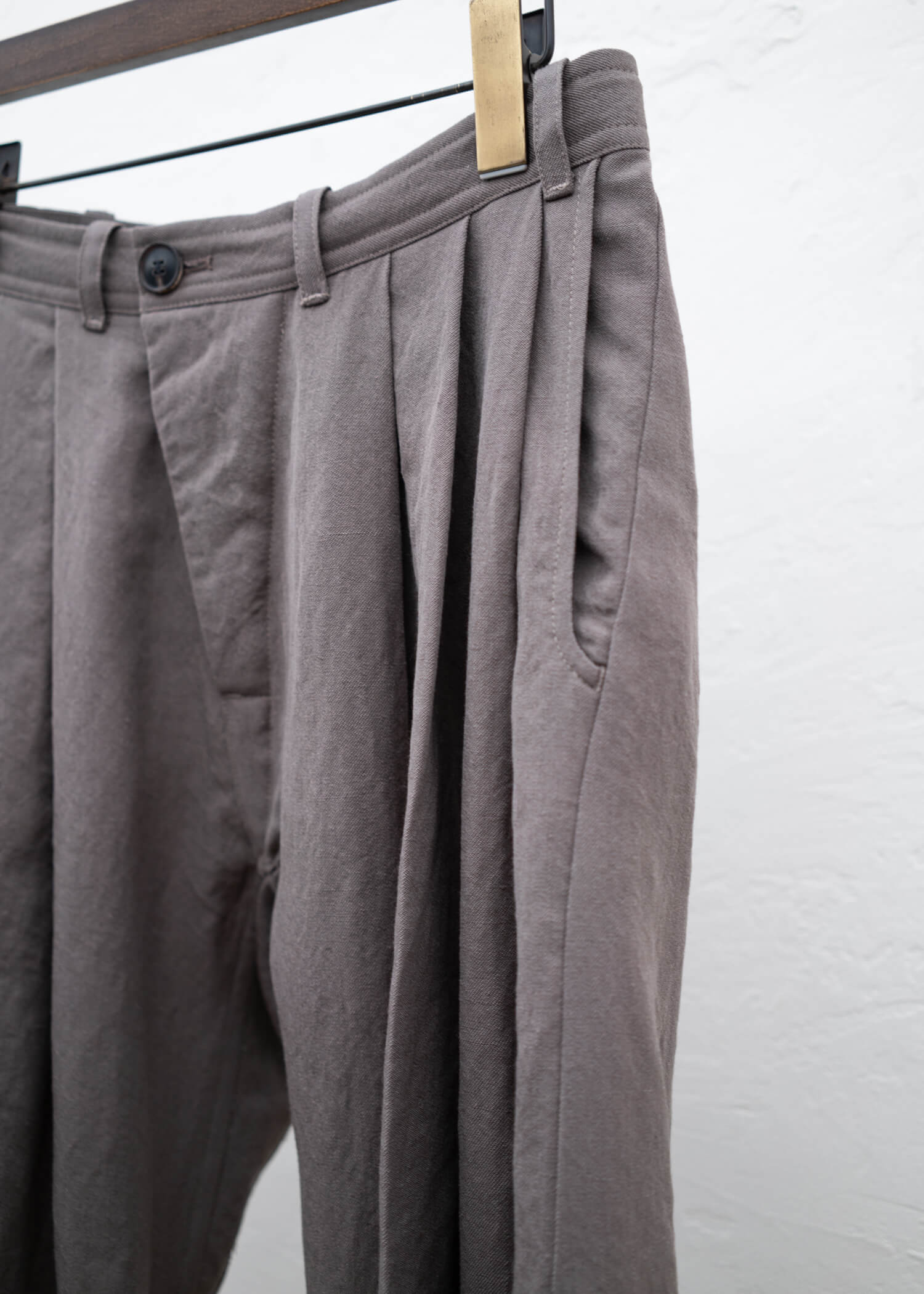 JAN-JAN VAN ESSCHE "TROUSERS#76" EXTRA WIDE PLEATED TROUSERS DOVE WOOL LINEN TWILL