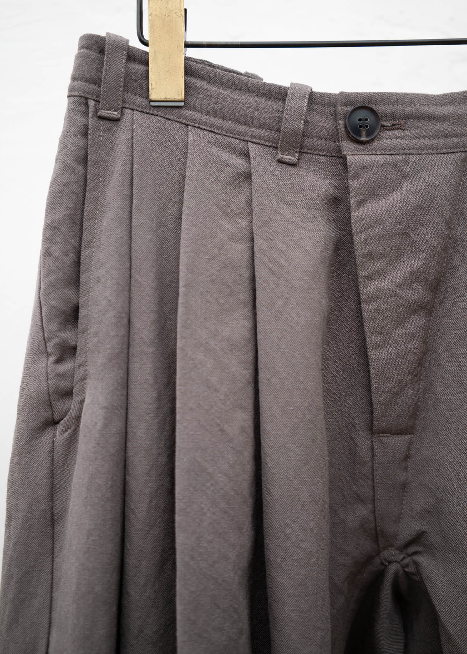 JAN-JAN VAN ESSCHE "TROUSERS#76" EXTRA WIDE PLEATED TROUSERS DOVE WOOL LINEN TWILL