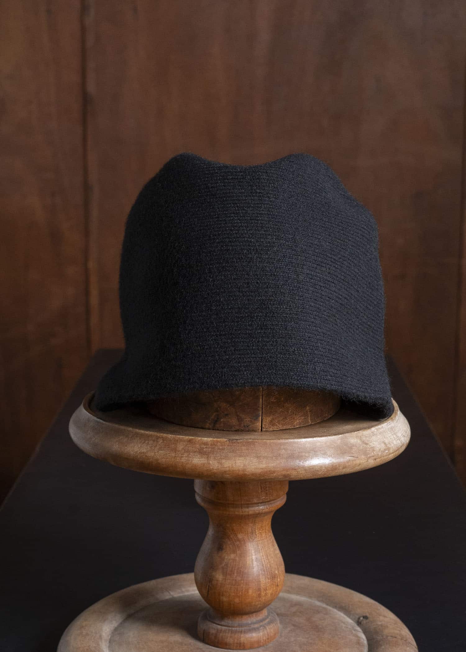 UMA WANG UK0052 BUCKET HAT uw900 - black