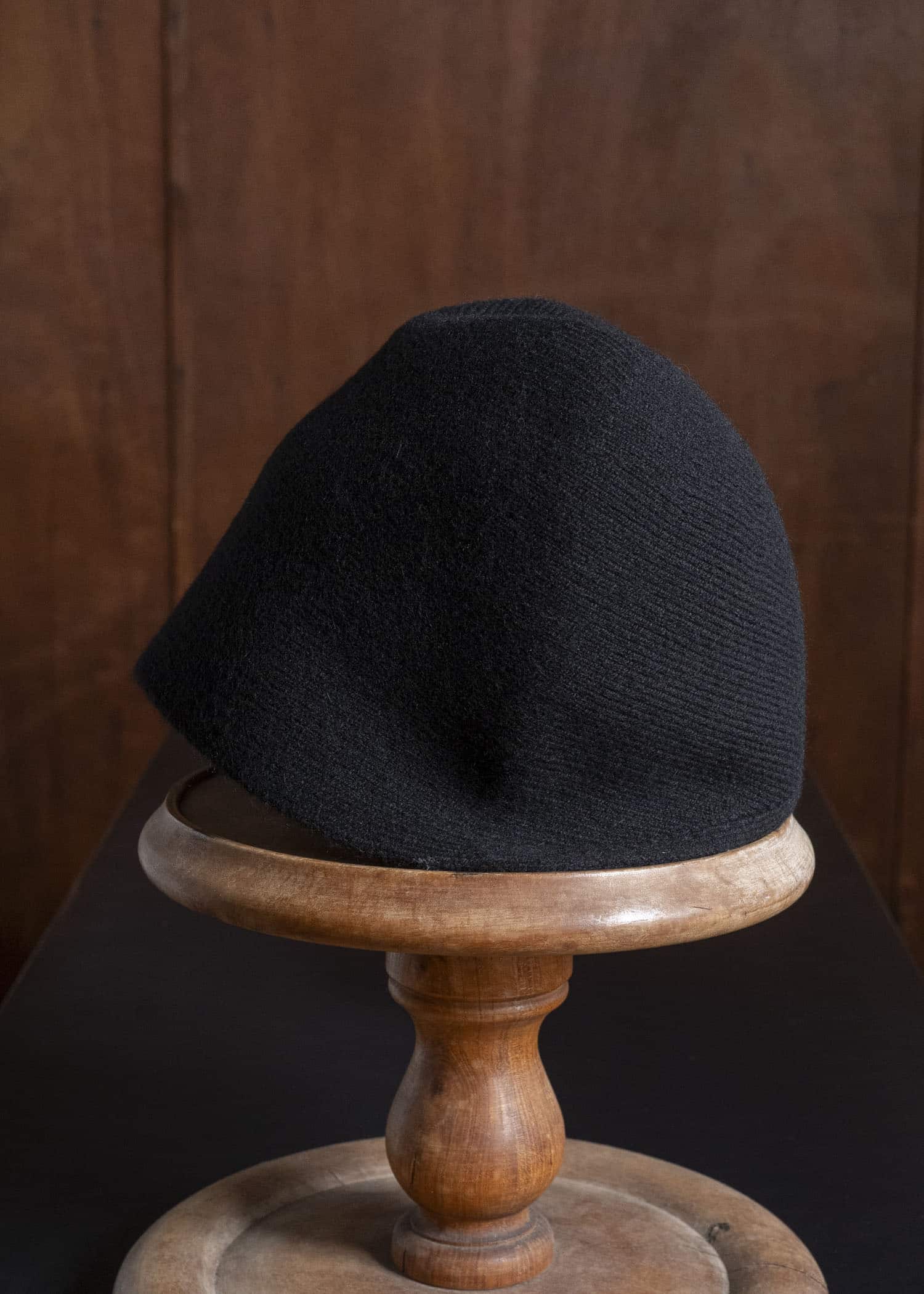 UMA WANG UK0052 BUCKET HAT uw900 - black