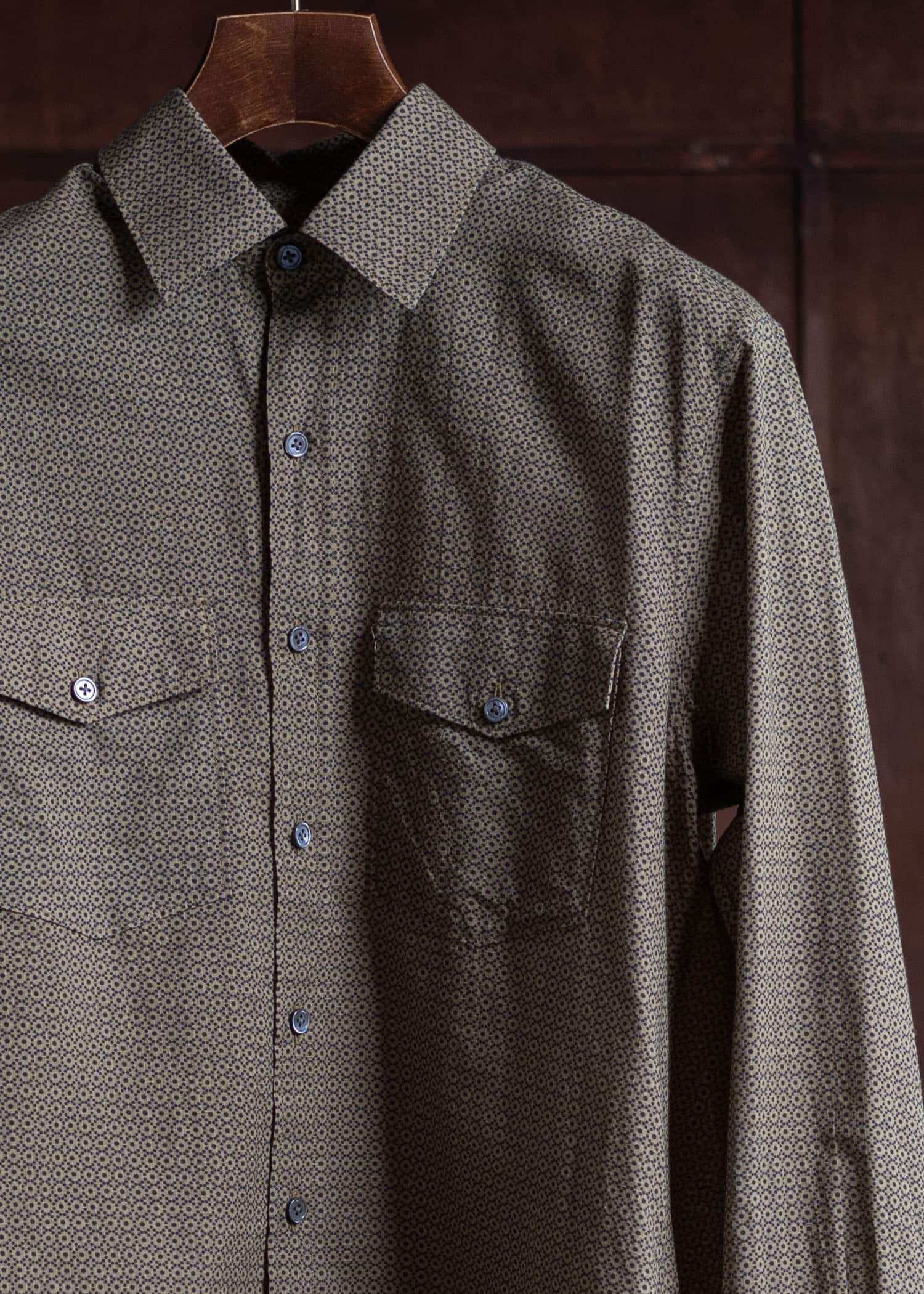 ITOH Dot Print Classic Shirt Khaki