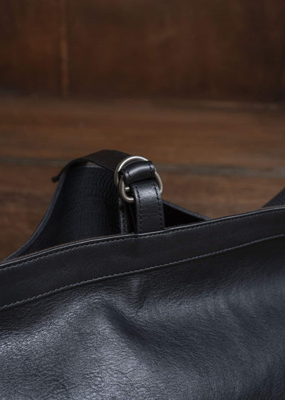 Taiga Takahashi Lot.004-Cf-Black Newsboy Bag Calf Leather Black