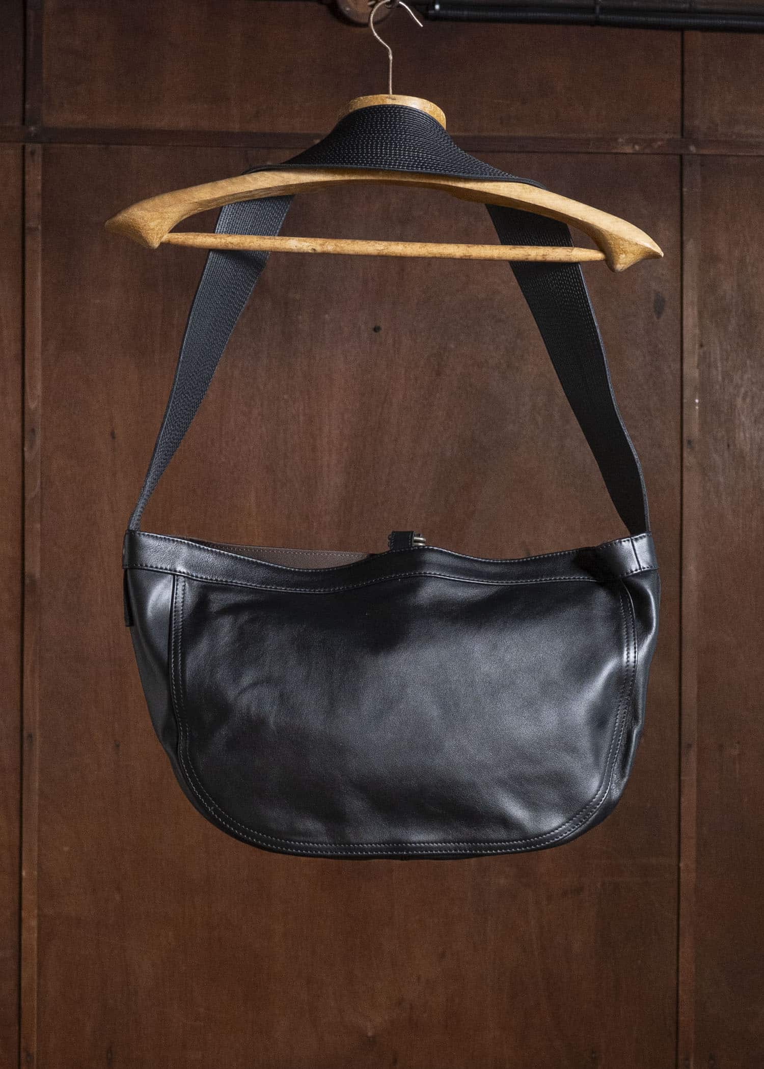 Taiga Takahashi Lot.018-Cf-Black Newsboy Bag Calf Leather Small Black