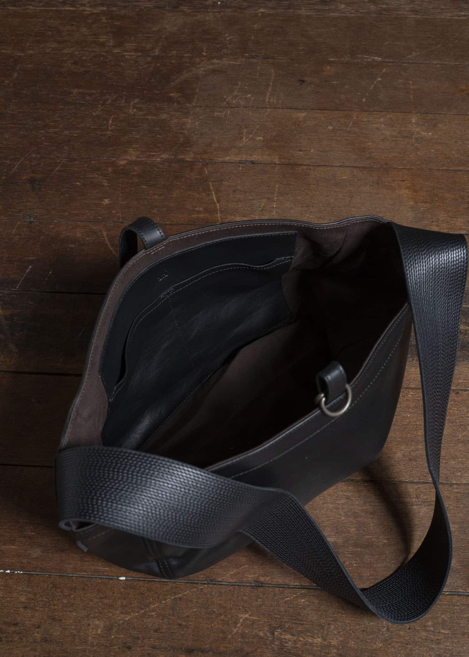 Taiga Takahashi Lot.018-Cf-Black Newsboy Bag Calf Leather Small Black