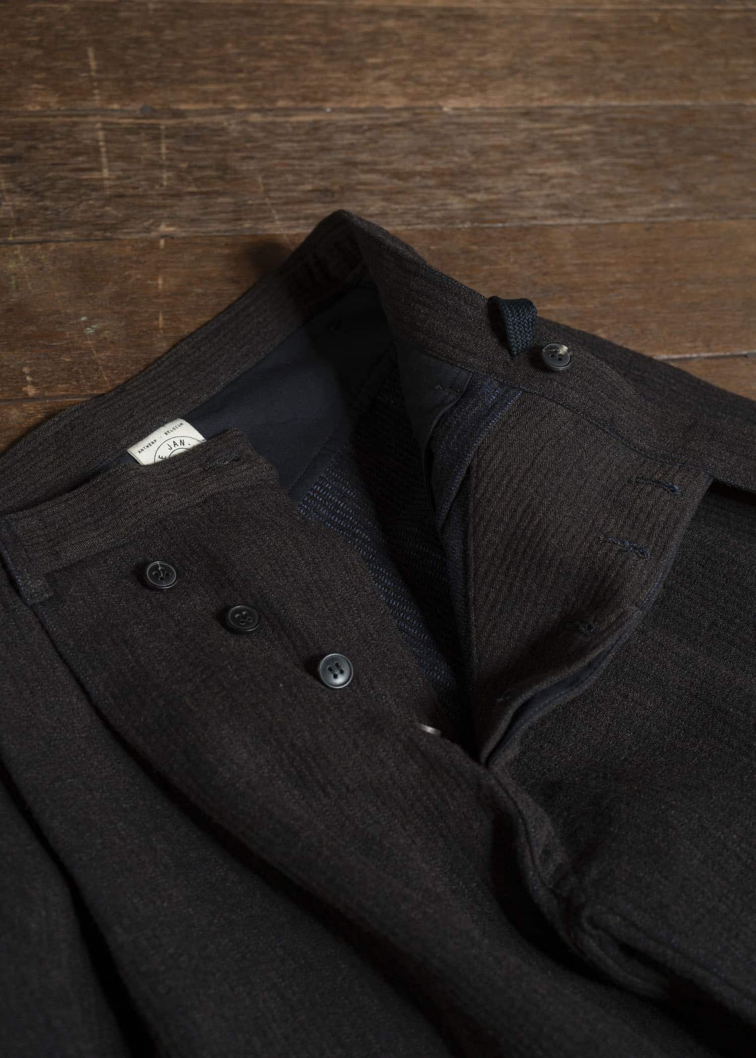 JAN-JAN VAN ESSCHE TROSERS #87 DOUBLE PLEATED TROUSERS Ridged Linen Wool Eggplant / Indigo