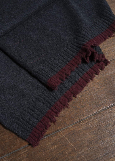 UMA WANG UK0050 SCARF uw894 - dark grey/red