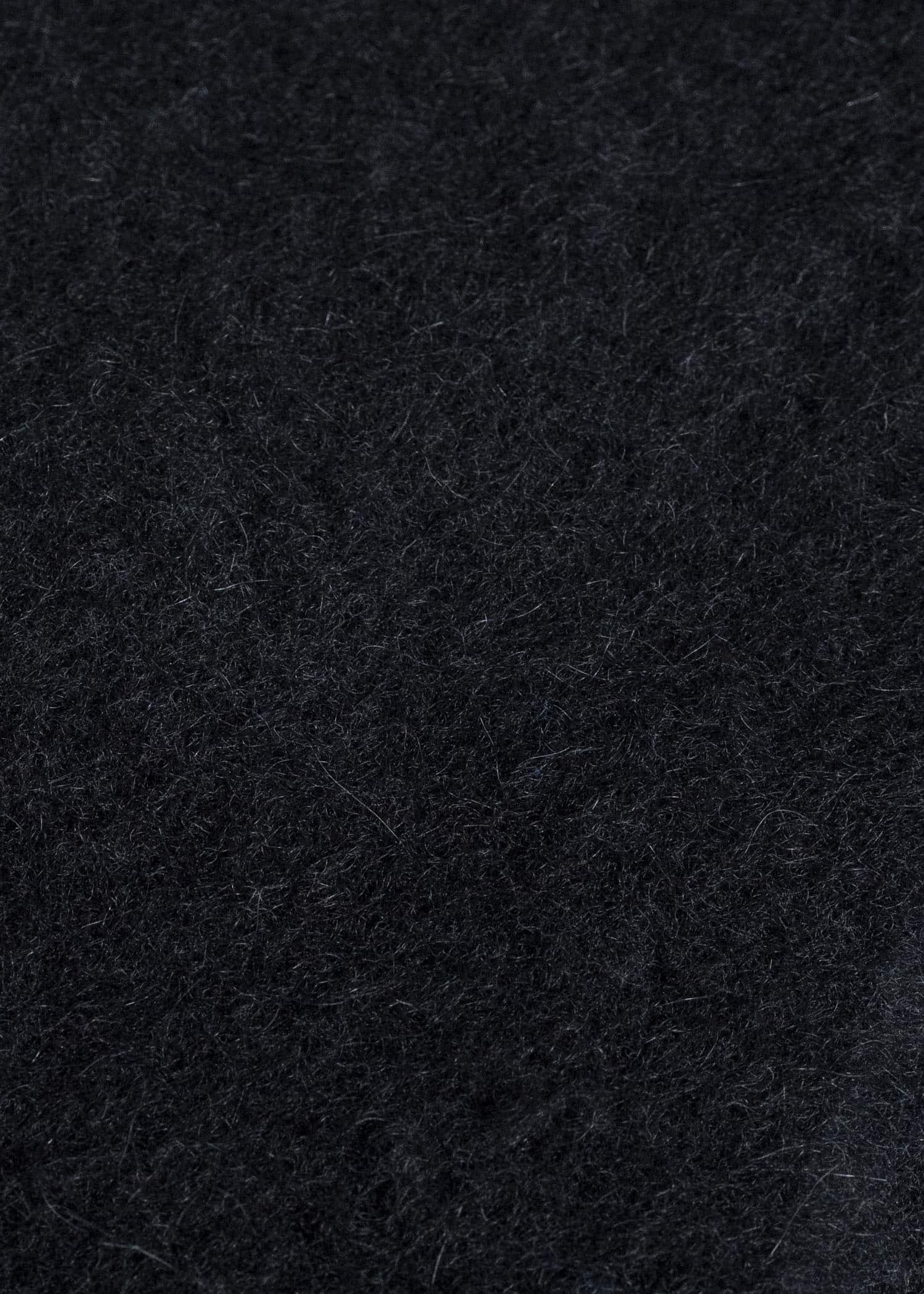 UMA WANG UK0060 TRIANGLE SCARF uw900 - black