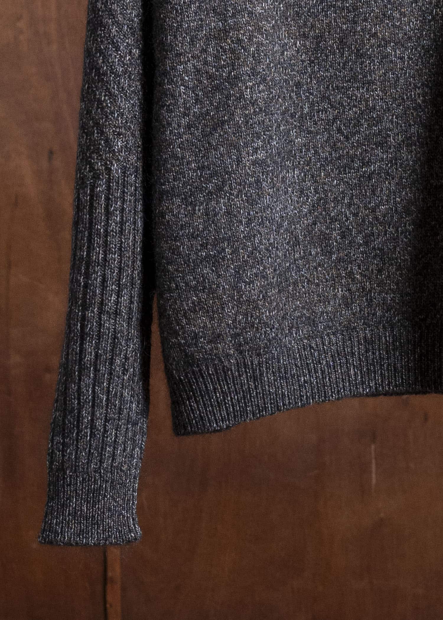 amachi. Wood Flame Knit AY17K-4080 Mix Gray