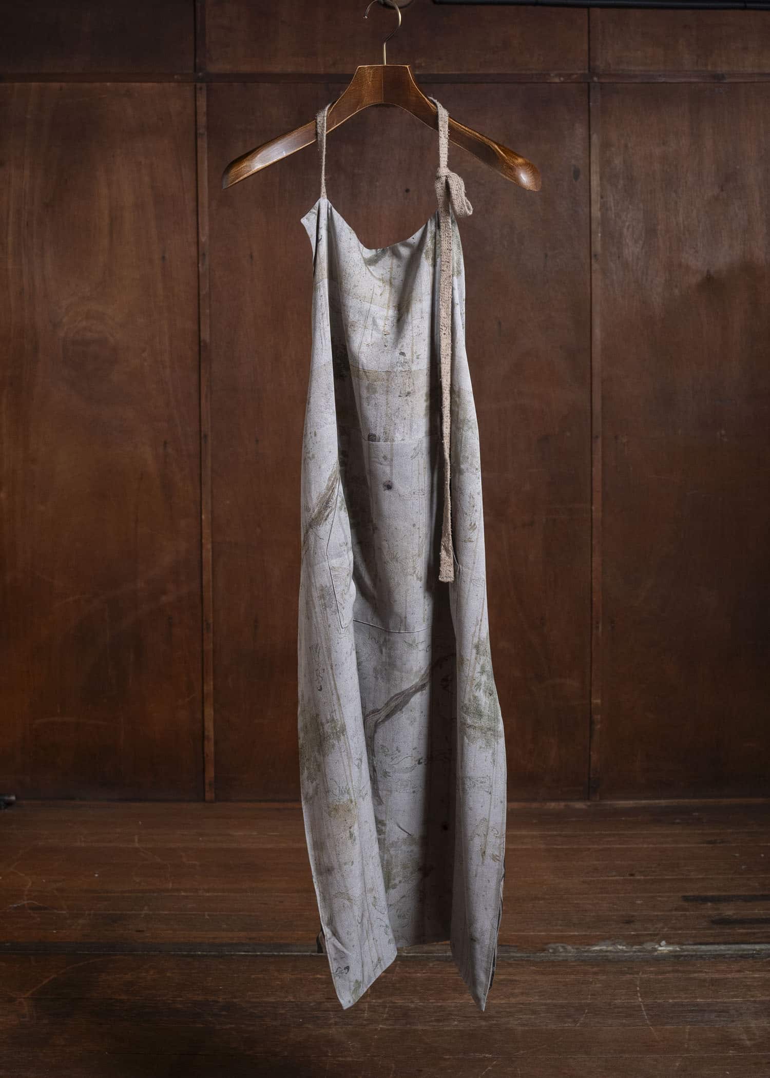 ZIGGY CHEN 0M2610303 LONG SILK APRON 52