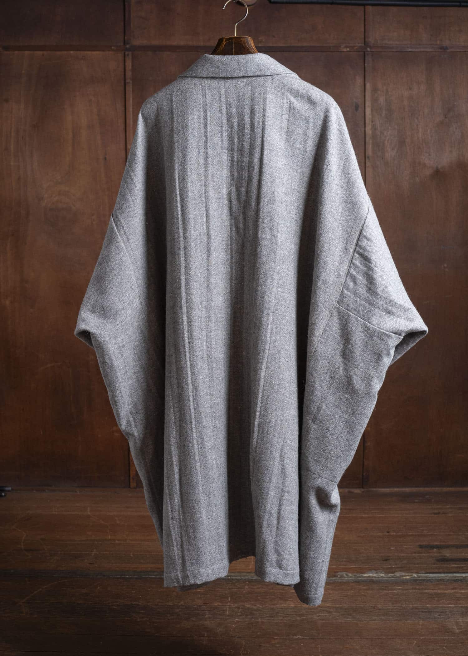 amachi. Kashmir Atelier Coat AY17O-1075 Natural Brown