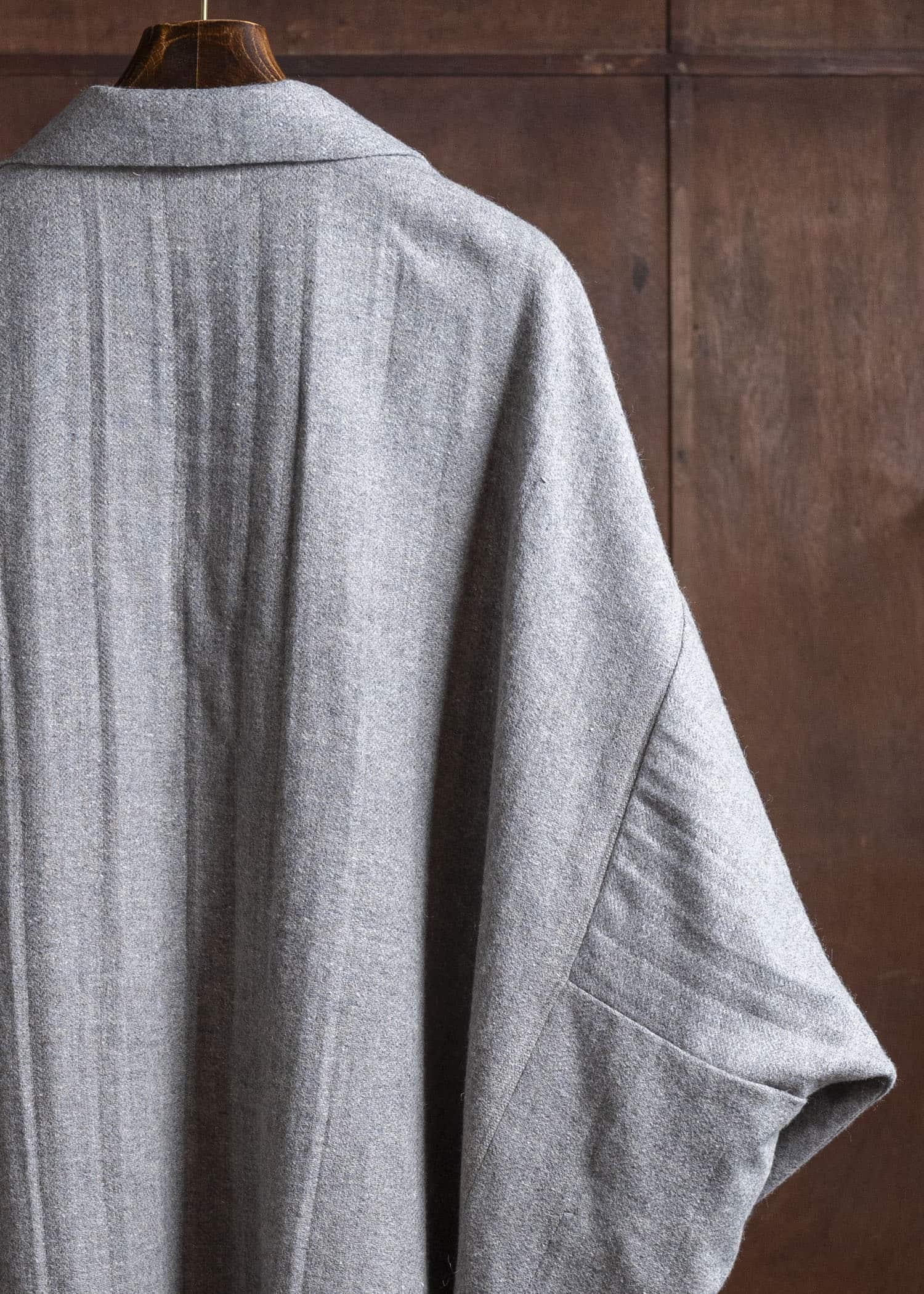 amachi. Kashmir Atelier Coat AY17O-1075 Natural Brown