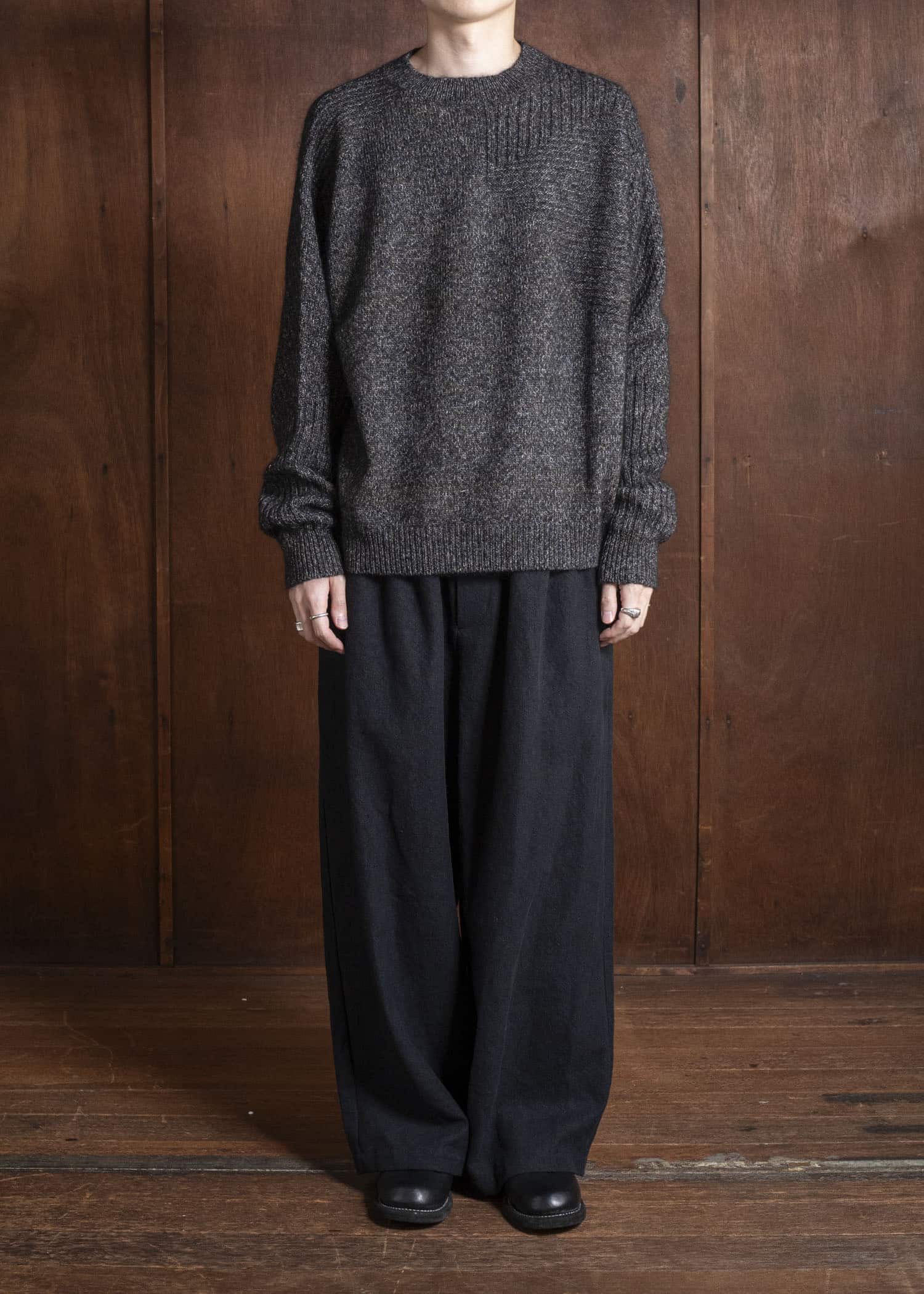 amachi. Wood Flame Knit AY17K-4080 Mix Gray