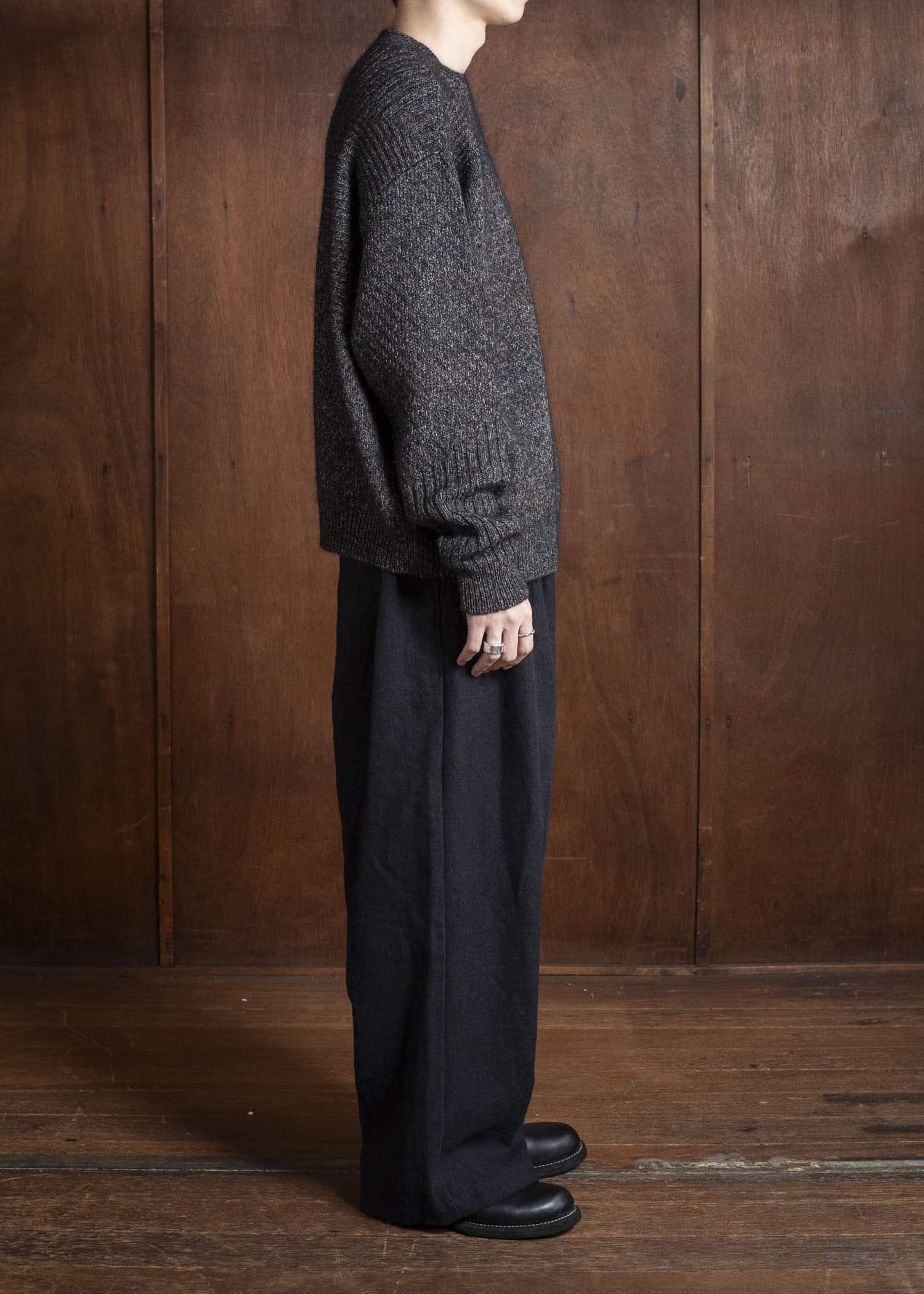 amachi. Wood Flame Knit AY17K-4080 Mix Gray