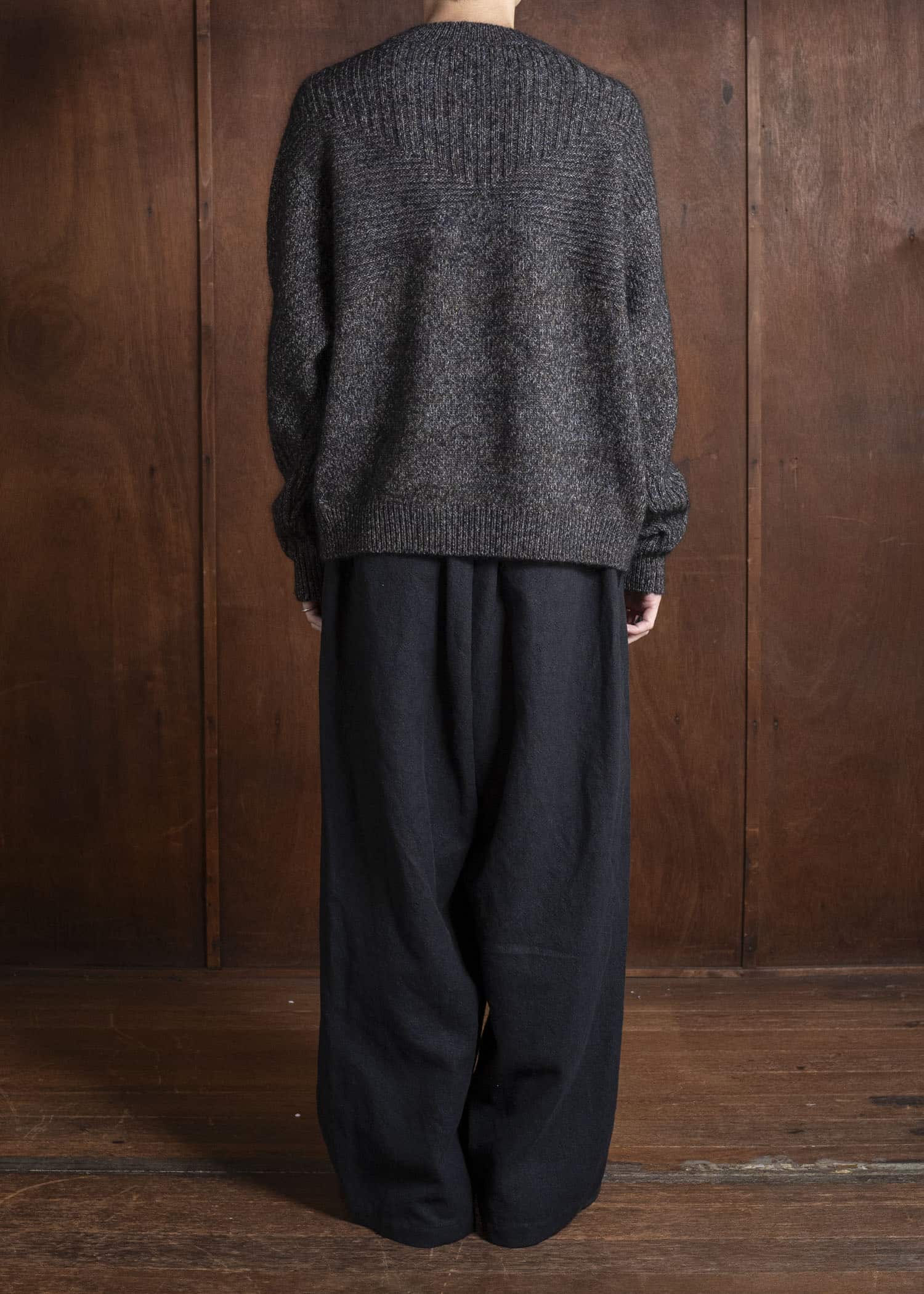 amachi. Wood Flame Knit AY17K-4080 Mix Gray