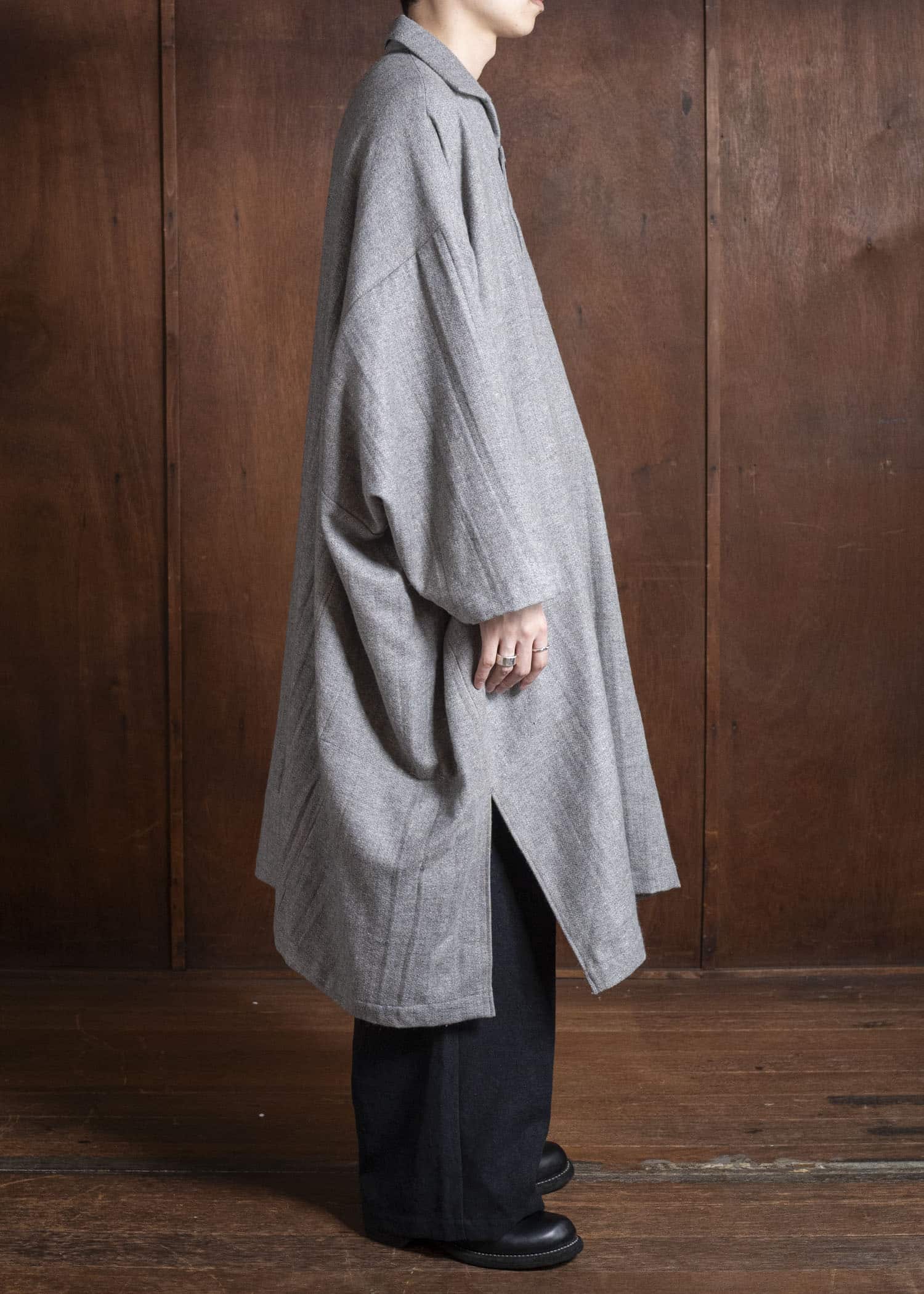 amachi. Kashmir Atelier Coat AY17O-1075 Natural Brown