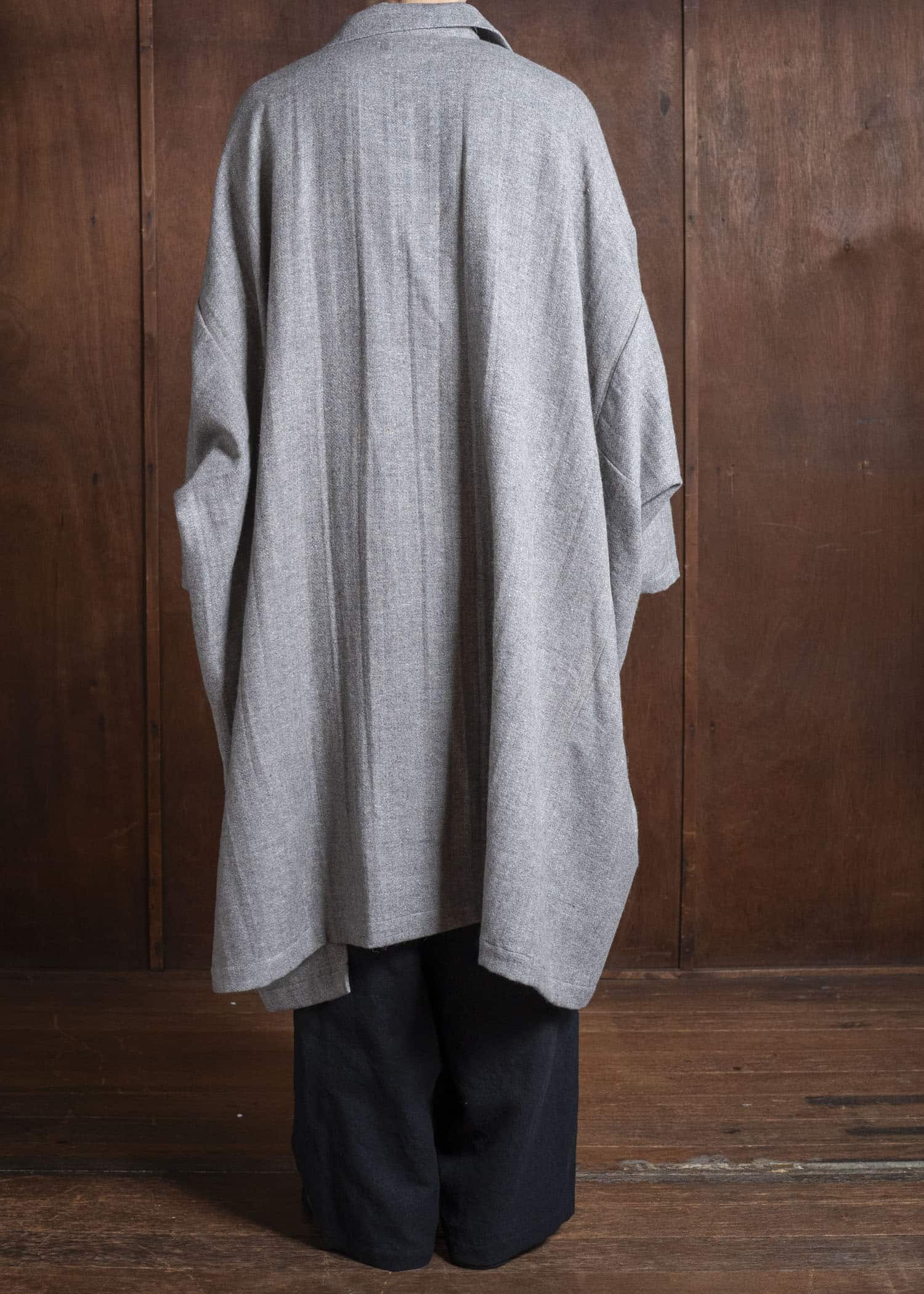 amachi. Kashmir Atelier Coat AY17O-1075 Natural Brown