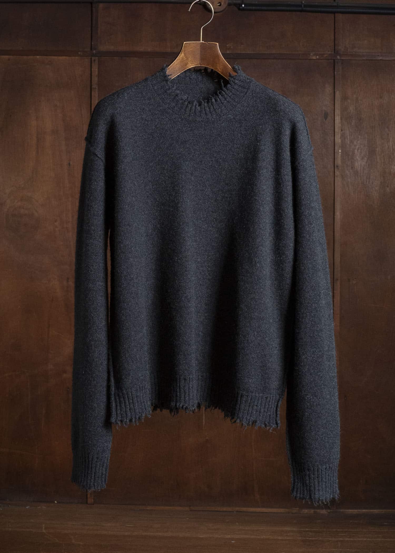 UMA WANG UK7555 ROUND NECK TOP uw890 - dark grey