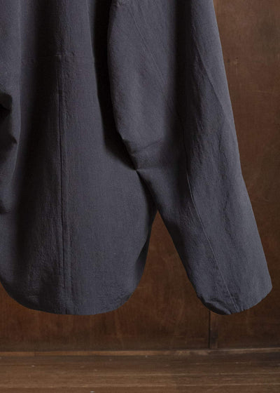 JAN-JAN VAN ESSCHE TUNIC#43 SHORT, LOOSE TUNIC WITH YOKE AND LONG SLEEVES | LINEN SILK SHIRTING Sumi Kuro