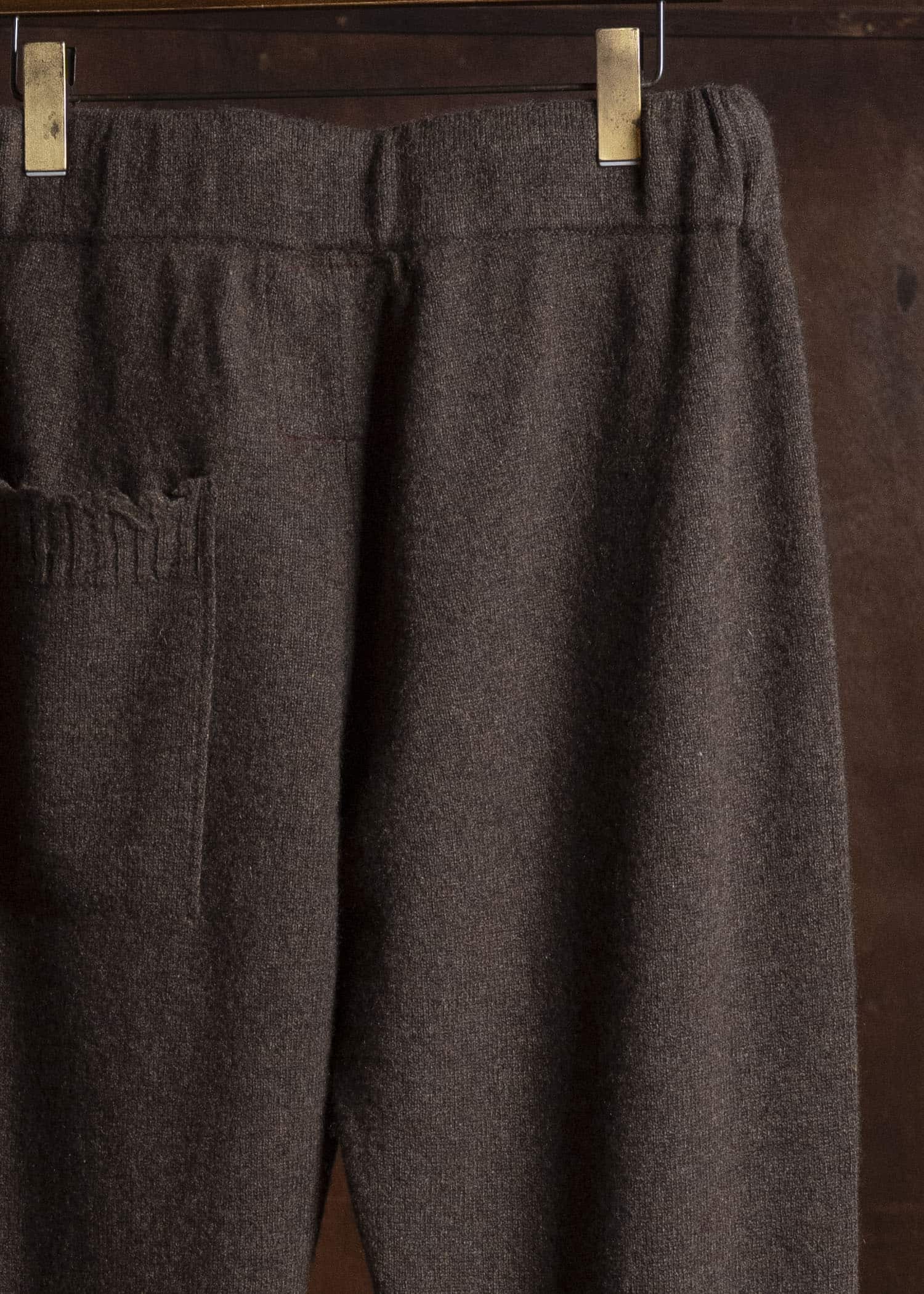 UMA WANG UK7558 ANKLE PANTS uw600 - brown
