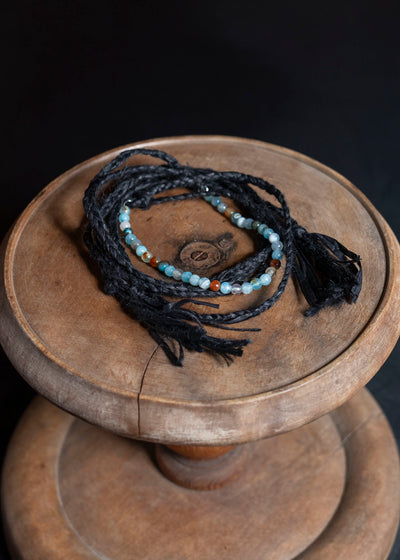 DIOMENE VERONICA / KNOTTED NECKLACE 12 METEORITE