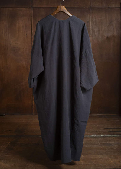 JAN-JAN VAN ESSCHE TUNIC#44 LONG, OVERSIZED TUNIC WITH YOKE AND JET OPENINGS Linen Silk Shirting | Sumi Kuro