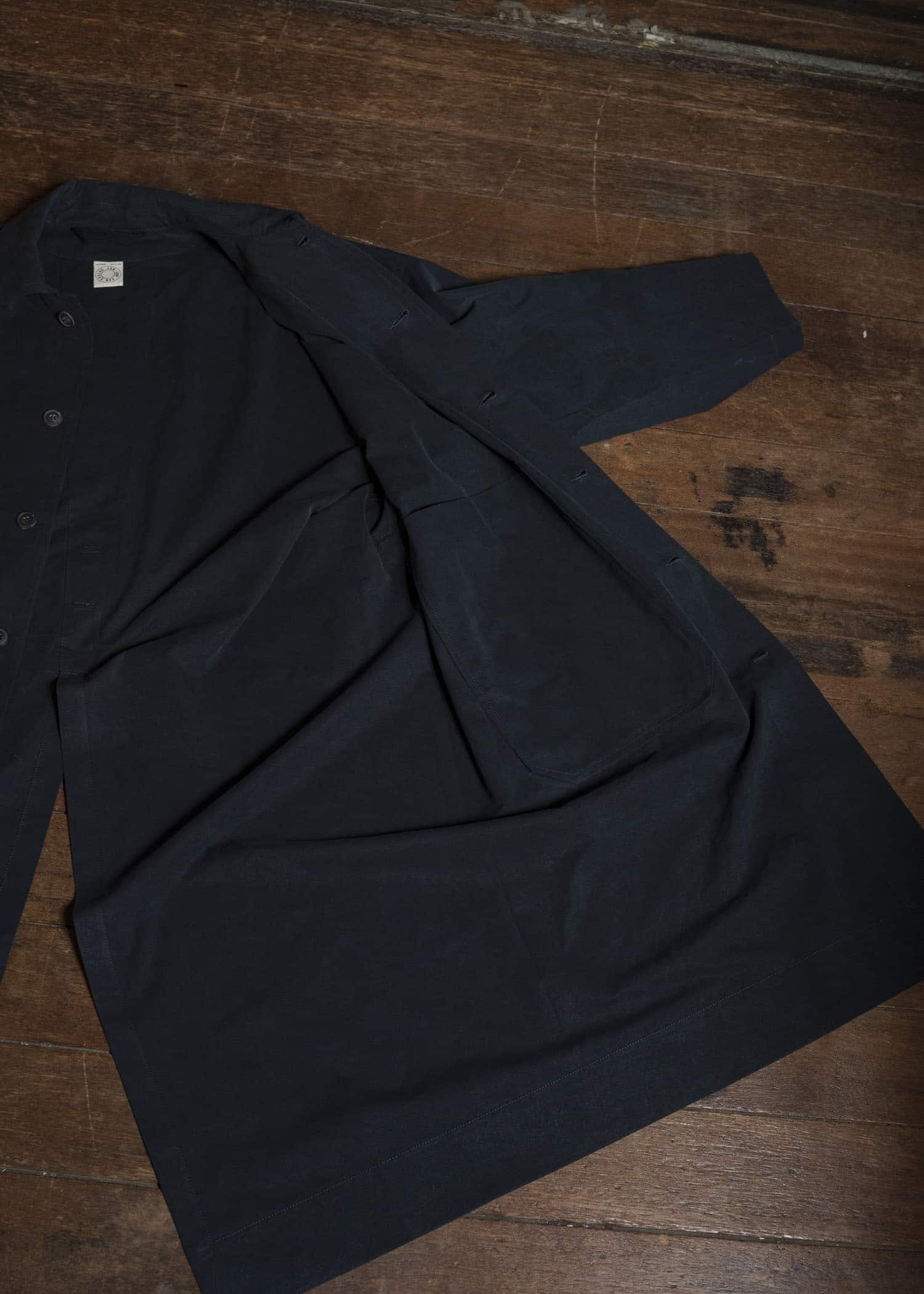 JAN-JAN VAN ESSCHE COAT#34 LONG COAT JET POCKETS, BACK SPLIT, BELT, UNLINED Time Washed Light | Off Black