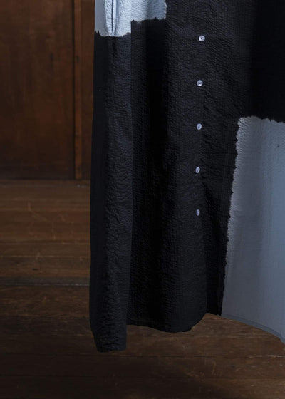 SUZUSAN Transparent Wrinkled Stripe Half Sleeve  DressBoushi Shibori Block 7049C-317-Black - Mist Blue