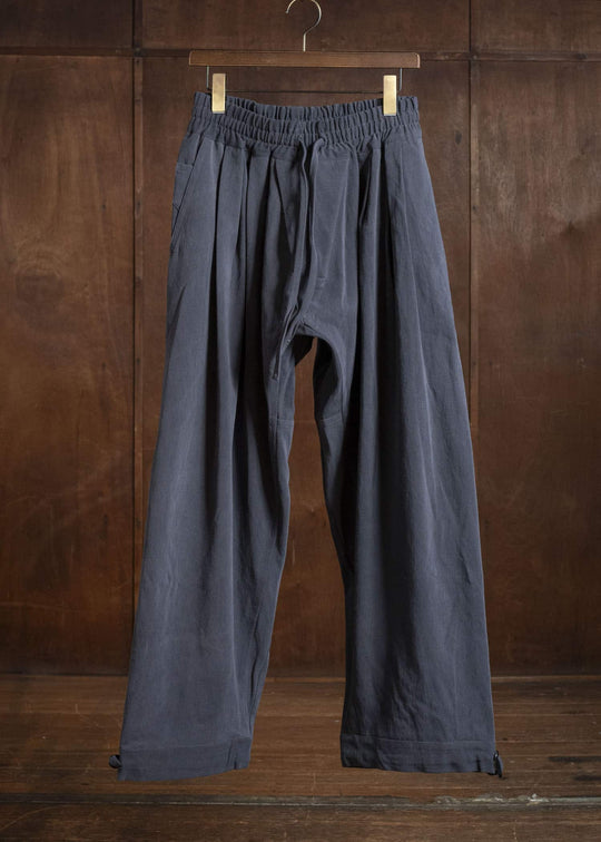 JAN-JAN VAN ESSCHE TROUSERS#91 TRIPLE PLEATED LOOSE TROUSERS WITH ELASTIC WAIST Co Hemp Dense Twill | Logwood