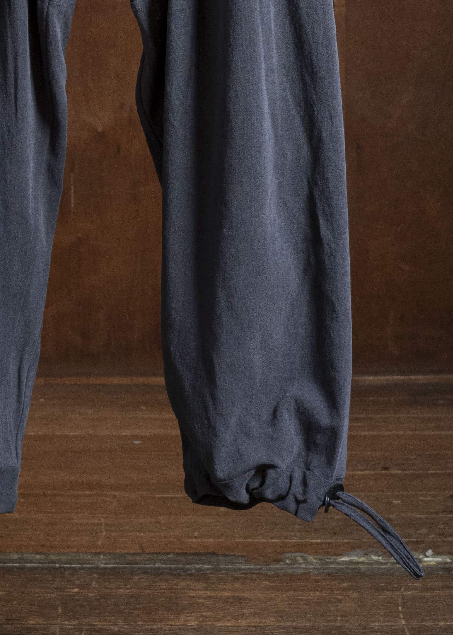 JAN-JAN VAN ESSCHE TROUSERS#91 TRIPLE PLEATED LOOSE TROUSERS WITH ELASTIC WAIST Co Hemp Dense Twill | Logwood
