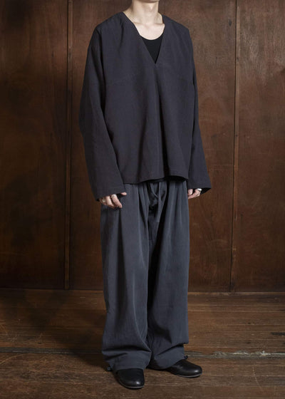 JAN-JAN VAN ESSCHE TUNIC#43 SHORT, LOOSE TUNIC WITH YOKE AND LONG SLEEVES | LINEN SILK SHIRTING Sumi Kuro