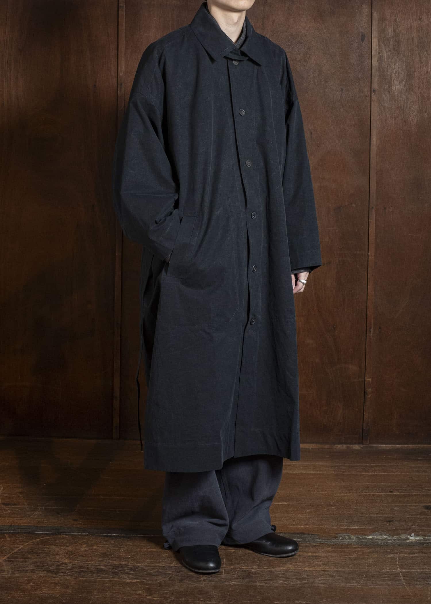 JAN-JAN VAN ESSCHE COAT#34 LONG COAT JET POCKETS, BACK SPLIT, BELT, UNLINED Time Washed Light | Off Black