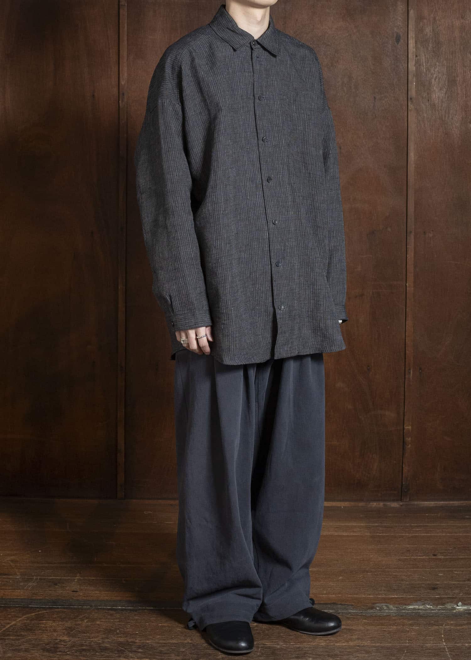 JAN-JAN VAN ESSCHE SHIRT#100 LOOSE DRESS SHIRT WITH CENTER BACK PLEAT Hemp Cloth | Dark Grey Striped