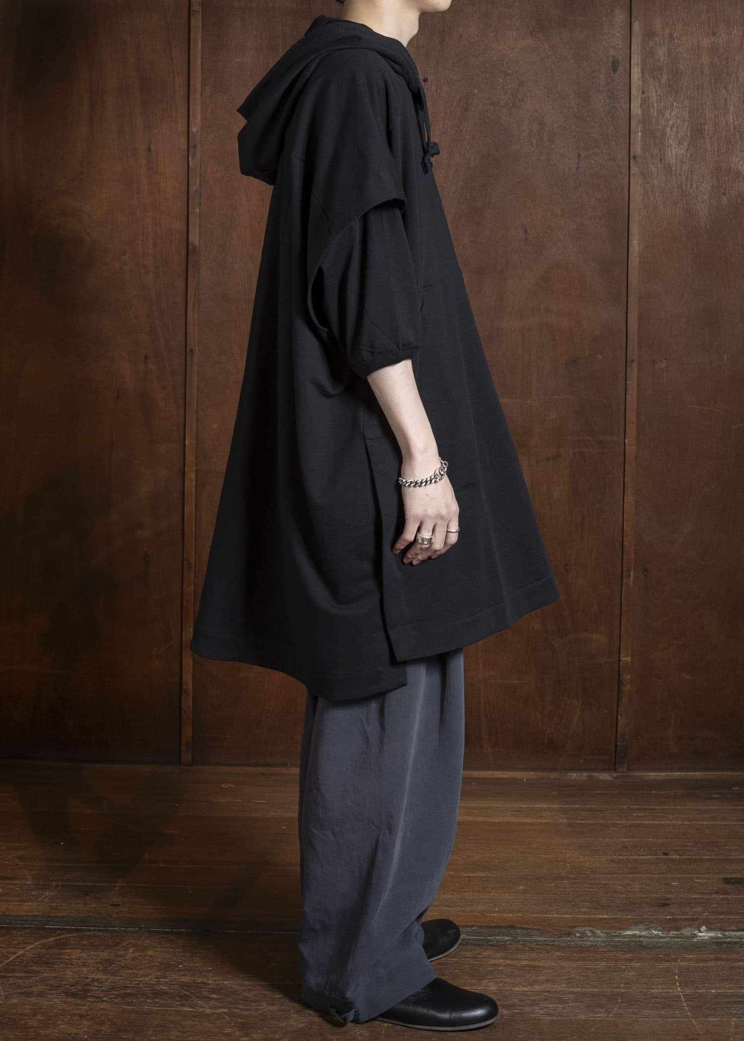 JAN-JAN VAN ESSCHE SWEAT#69 SLEEVELESS HOODIE WITH SIDE SPLITS & POUCH POCKET Org. Co Li Sweat | Summer