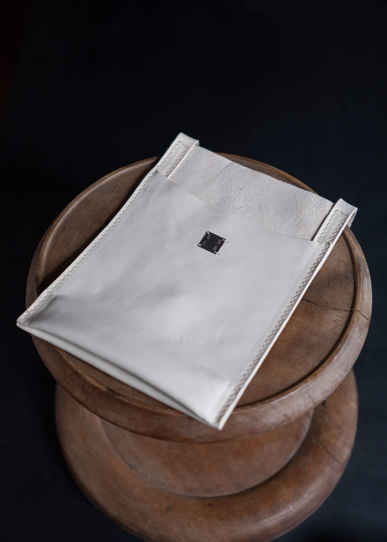 GUIDI PKT1 PHONE HOLDER SHOULDER CASE CO165T Horse Full Grain