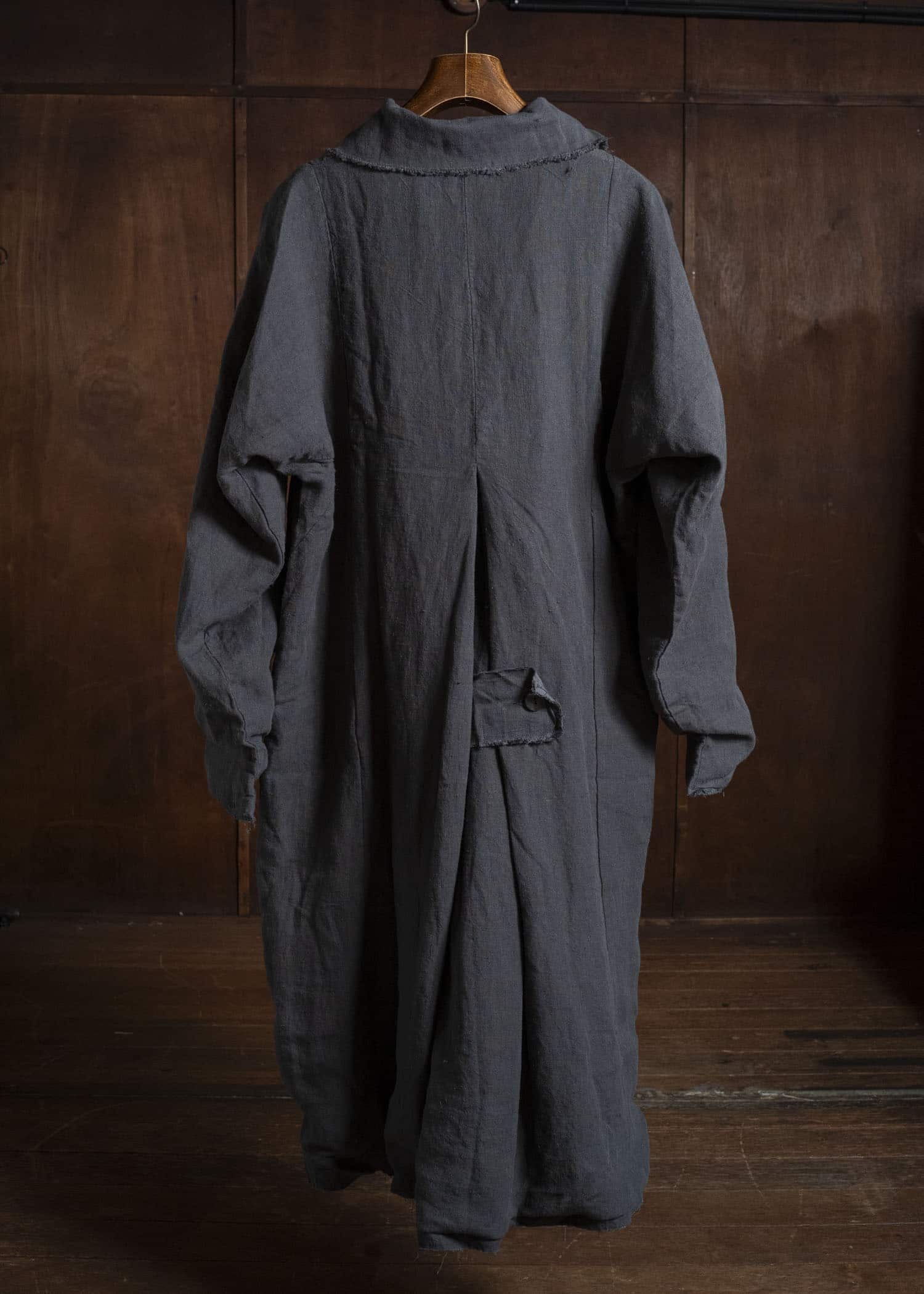 Gathering Textiles Farmer Coat (Shell Buttons) Japanese Stone Washed Linen , Black Rose Silk Lining FAC02-LI-BK