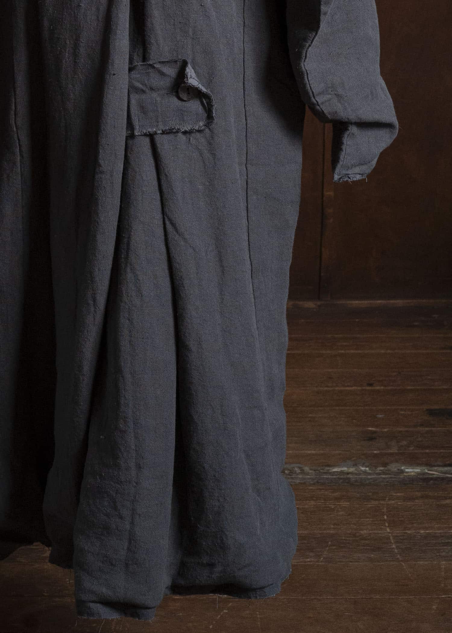Gathering Textiles Farmer Coat (Shell Buttons) Japanese Stone Washed Linen , Black Rose Silk Lining FAC02-LI-BK
