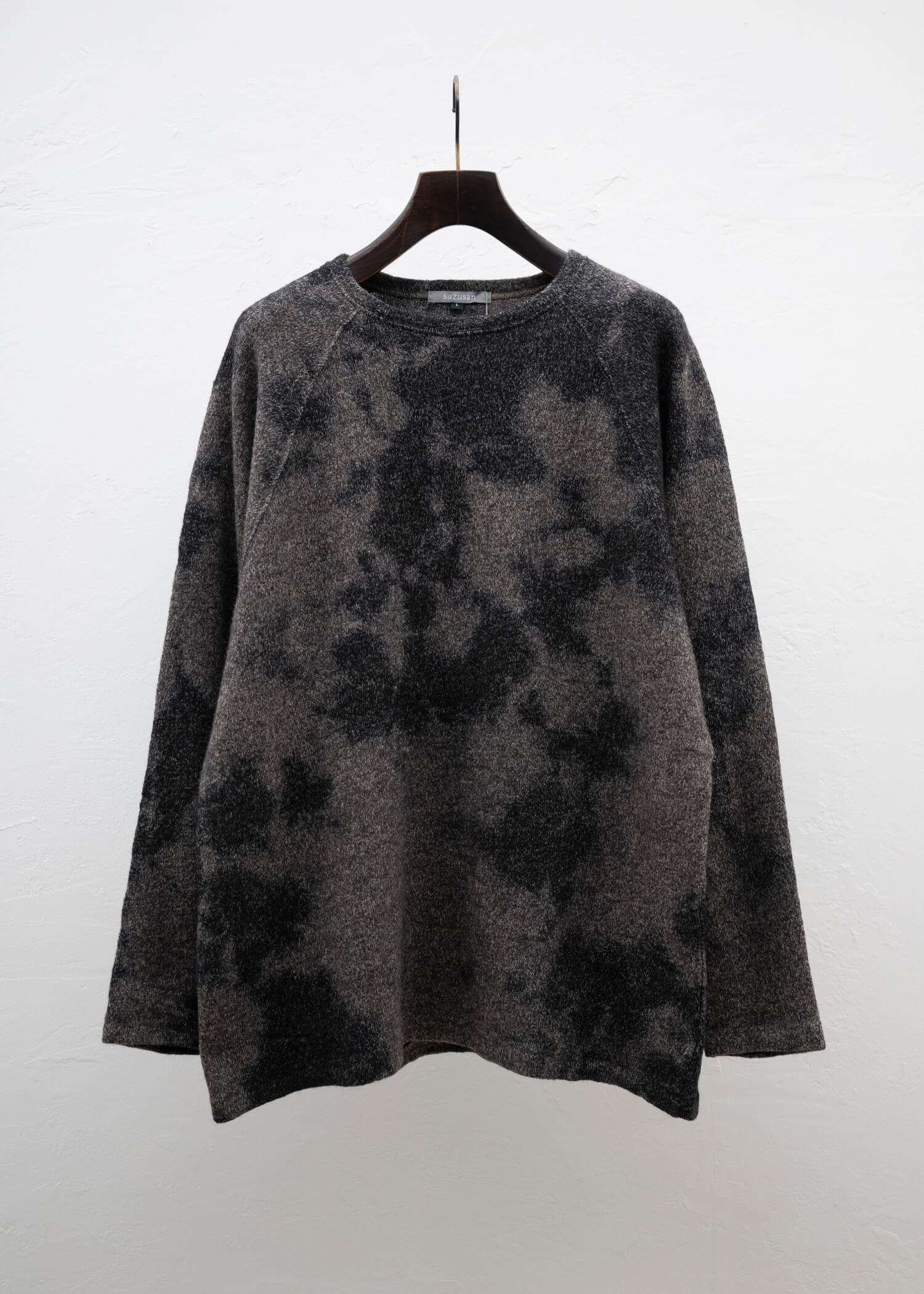 SUZUSAN Wool Cotton Jersey Crew Neck Pullover(Madara Shibori) Black - Muddy Br own