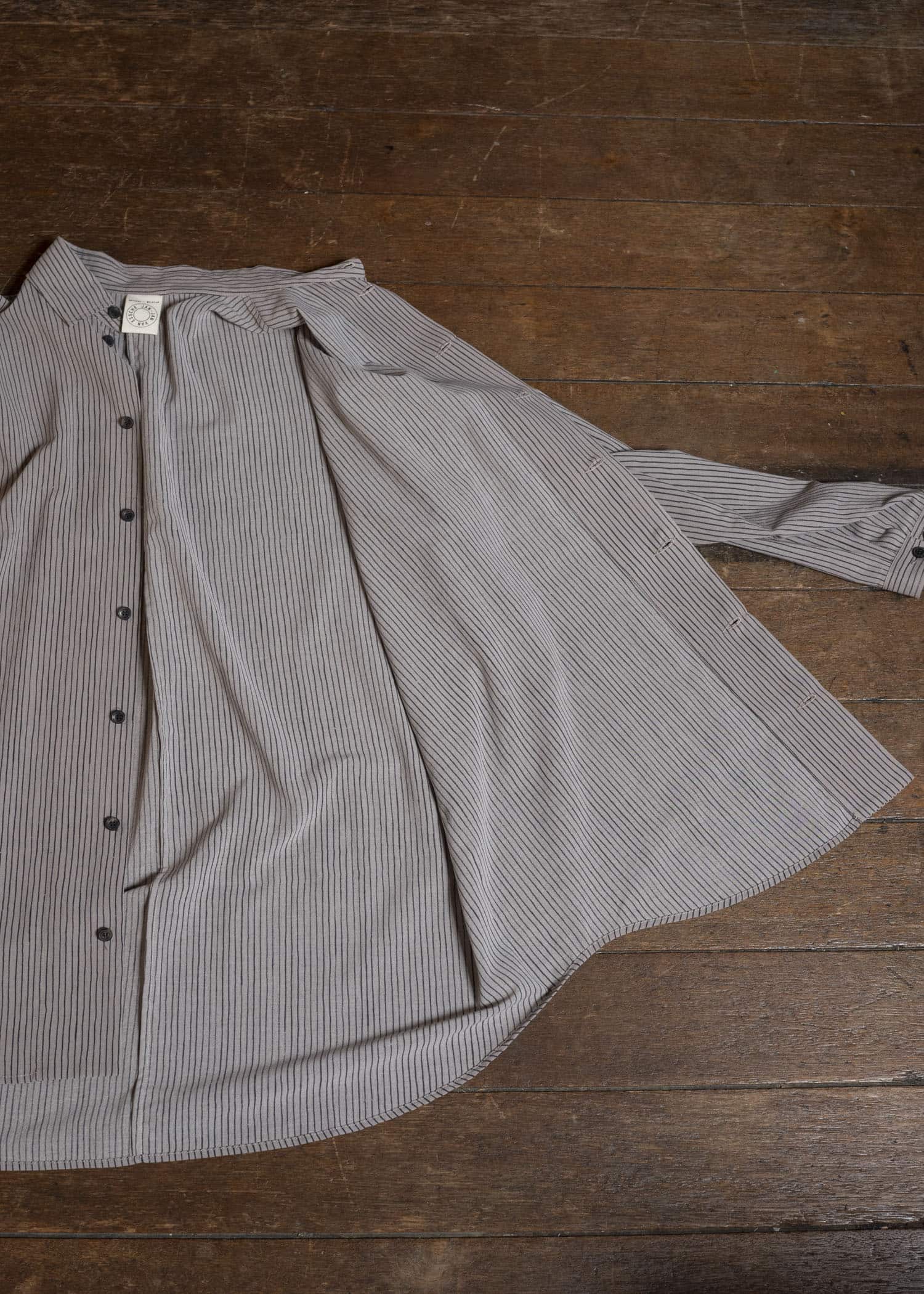 JAN-JAN VAN ESSCHE SHIRT#100 LOOSE DRESS SHIRT WITH CENTER BACK PLEAT Crepe Co Shirting | Madder Beige