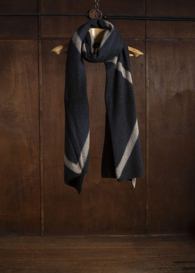 SUZUSAN 0024K-525 Cashmere Knit Shawl itajime shibori X 1065 Black - Light Coffee