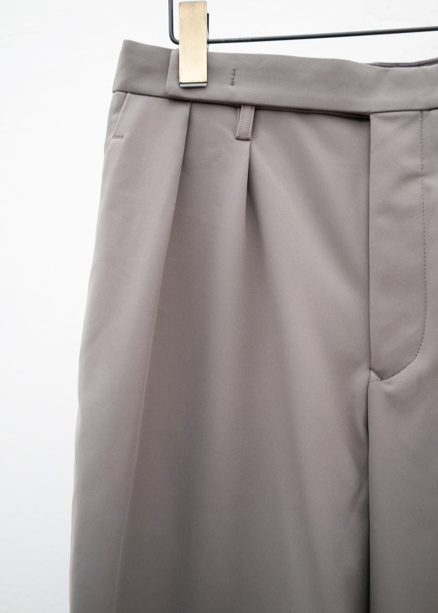 dauerbrenner by Edwina Horl BUNDFALTENHOSE / BEIGE