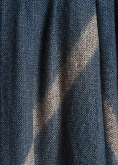 SUZUSAN 0024K-525 Cashmere Knit Shawl itajime shibori X 2265 Dark Blue - Light Coffee