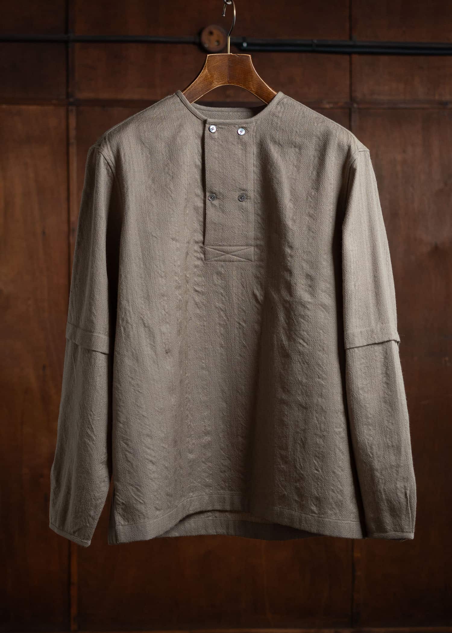 ITOH Henley Shirt Dark Beige IT.024.15.116