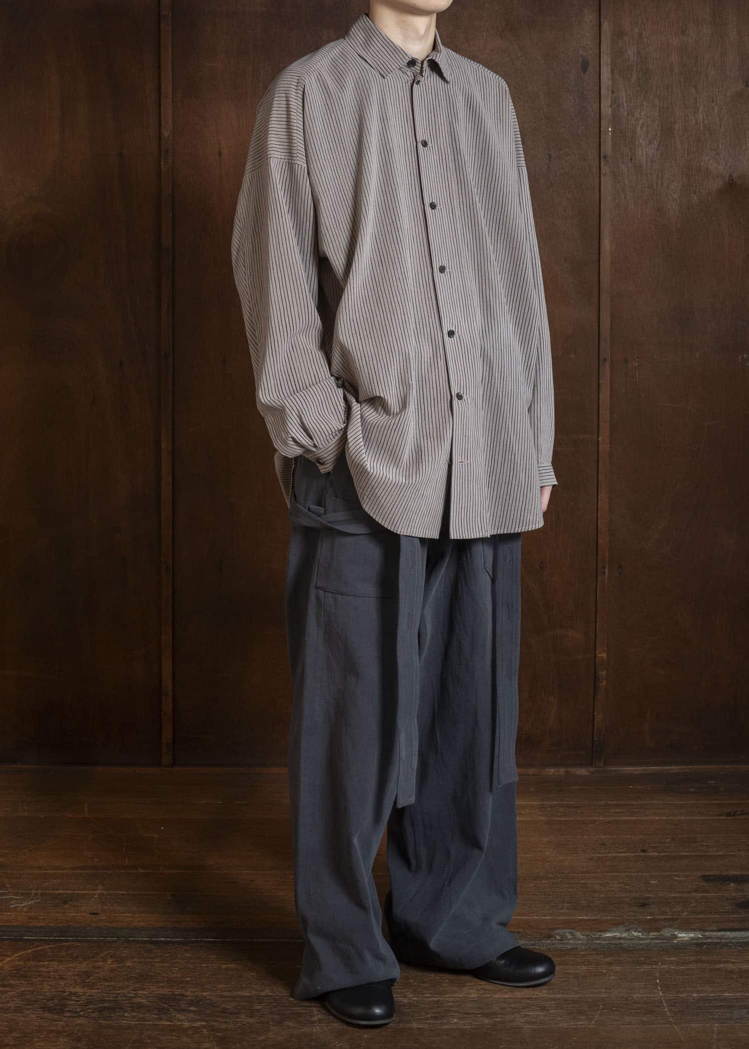 JAN-JAN VAN ESSCHE SHIRT#100 LOOSE DRESS SHIRT WITH CENTER BACK PLEAT Crepe Co Shirting | Madder Beige